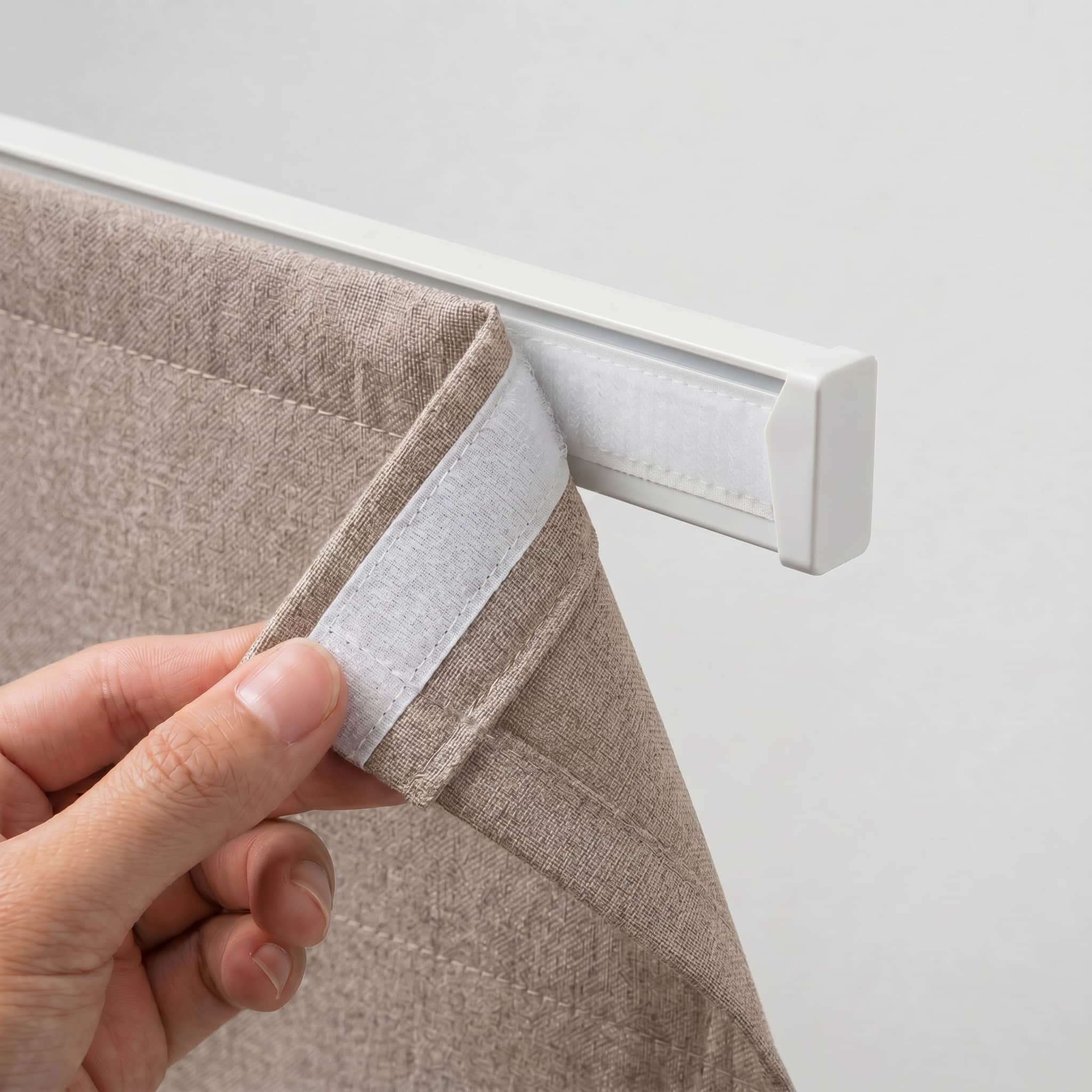 Custom Blackout Roman Shades for Modern Living Room | USdrapery